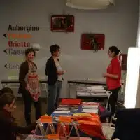 stand-doulasducambodge1