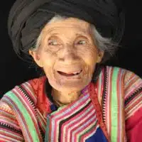 veronique-cloitre-Arr-Mi-Femme-Lisu-75-ans