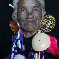 veronique-cloitre-Yoo-Htan-Femme-Chin-92-ans